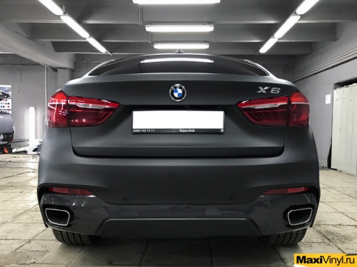 Полная оклейка BMW X6 в черный мат 3M